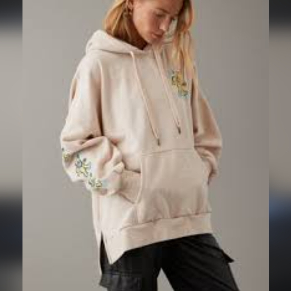Women's Cream Hoodie Sweater